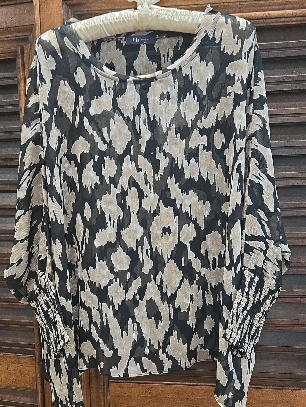 KLD Black, Tan and Cream Animal Print 3/4 Sleeve Top, NWOT